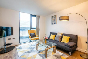 Free Parking, IQuarter Luxe 2 Bed Apartment Sheffield - Available & Book Today